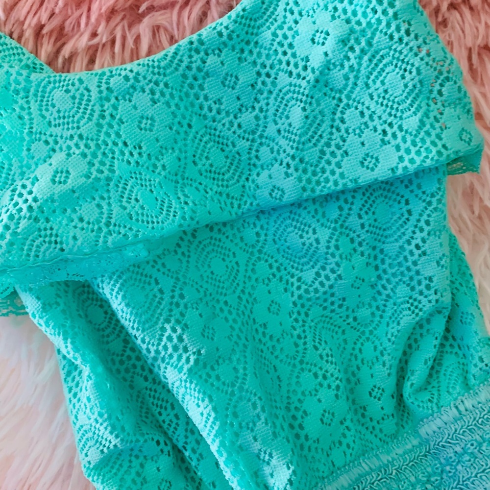 Short set - Picture 2 of 3